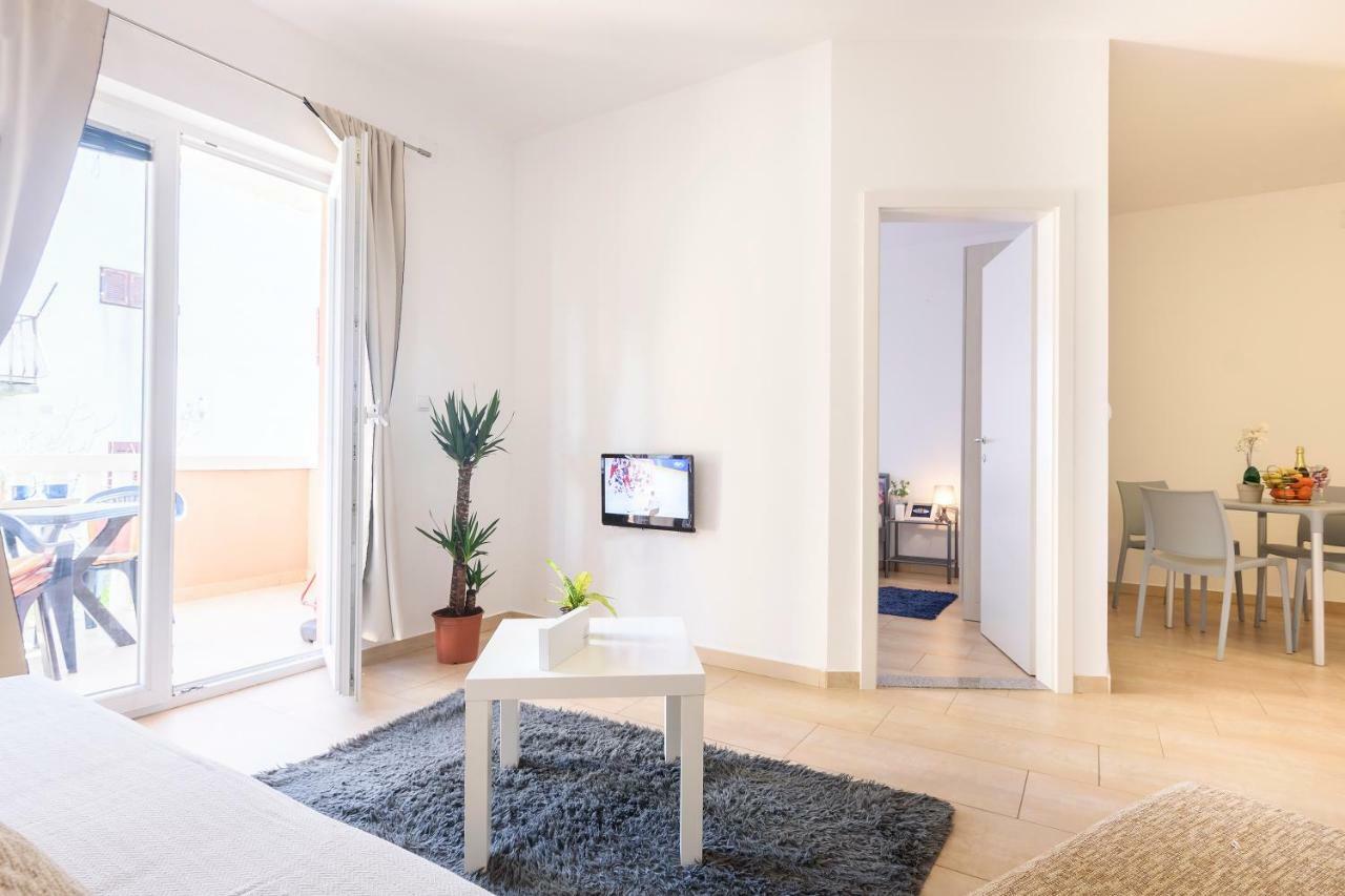 Very Special Apartments Pakoštane Extérieur photo