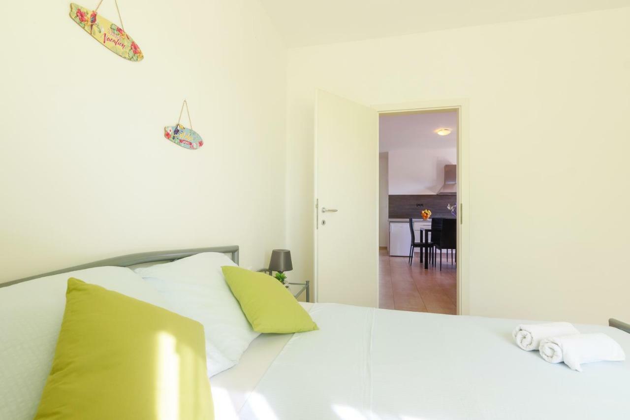Very Special Apartments Pakoštane Extérieur photo